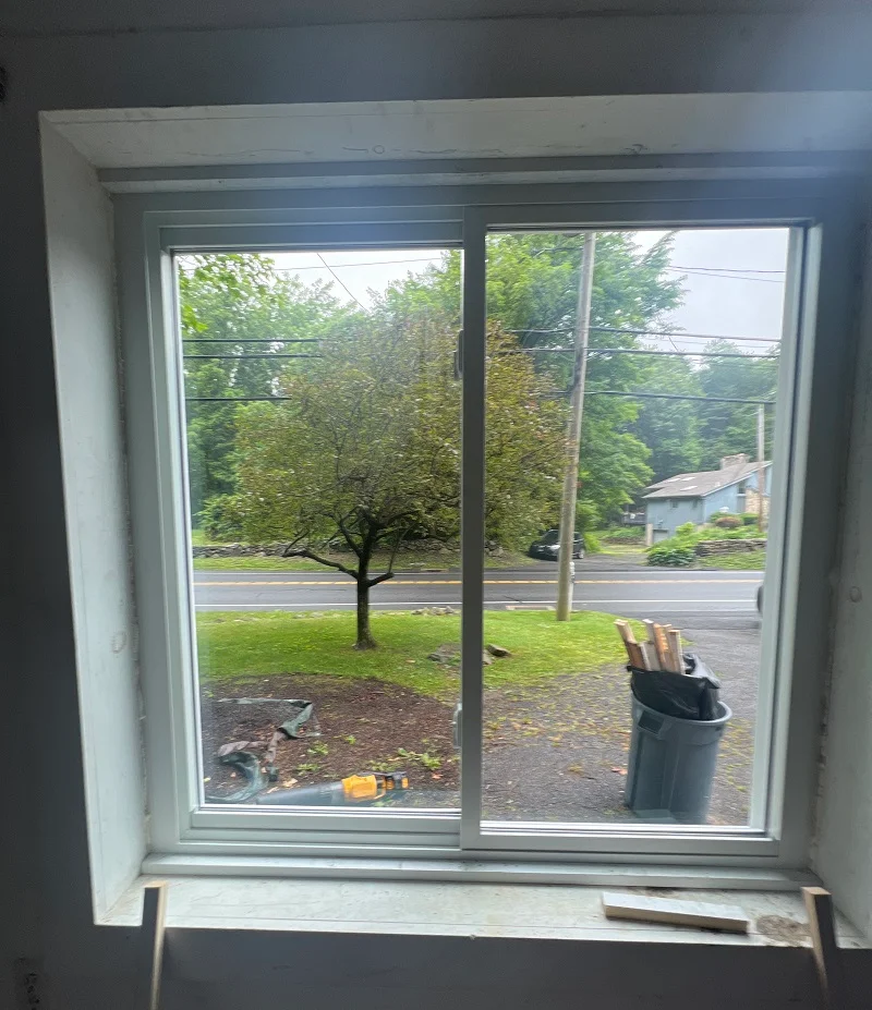 Harvey vinyl sliding window replaced in Redding CT